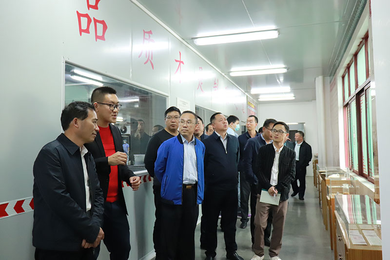 貴州六盤(pán)水市農(nóng)業(yè)農(nóng)村局到黃圃鎮(zhèn)考察調(diào)研，走訪榮業(yè)食品