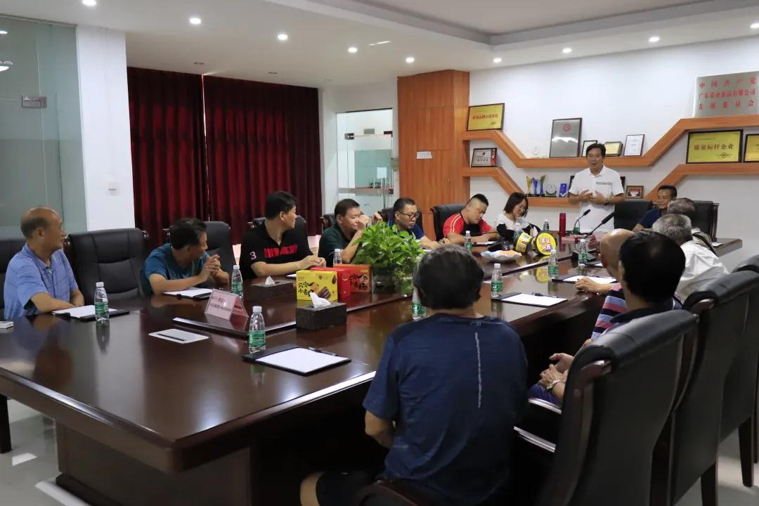 新華社、人民日報駐中山、珠海、江門站組團到訪榮業