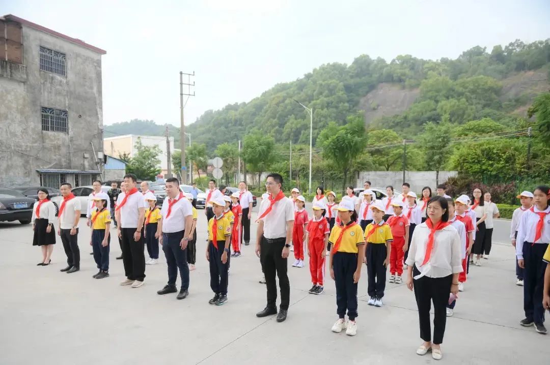 榮業成為中山首個食品加工類別少先隊校外實踐教育基地廠企！